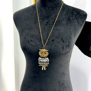 Bronze, Black and White Owl Necklace in bronze-color metal